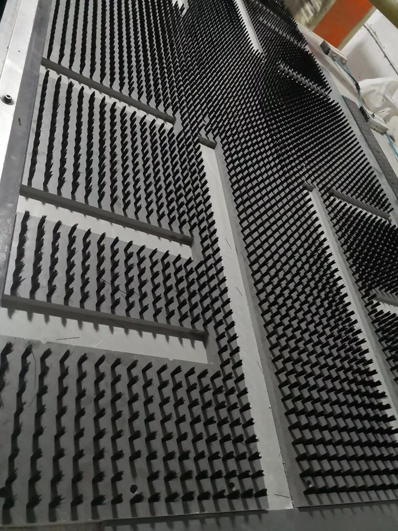 工作台嫩白丰满多水蜜桃板